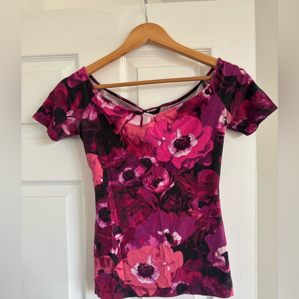 Guess Floral Off-Shoulder Top, Size XS/S, Pink and Purple - Picture 3 of 5